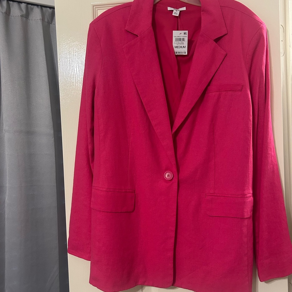Women's Pink Blazer NWT
